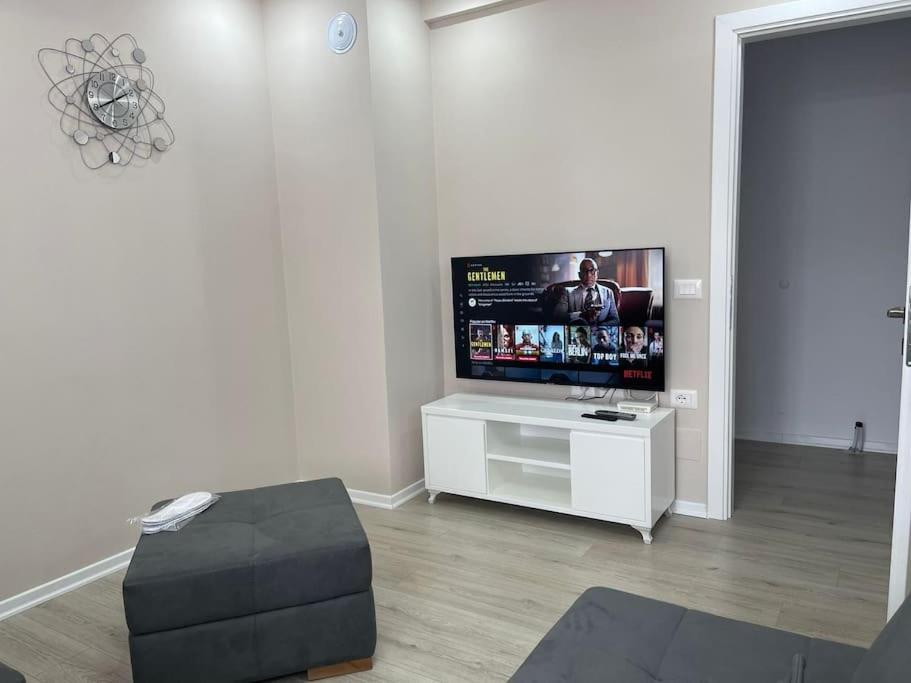 Melody Apartment In Korce Exterior photo